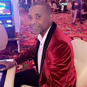 Meet your Posher, Marc ernest